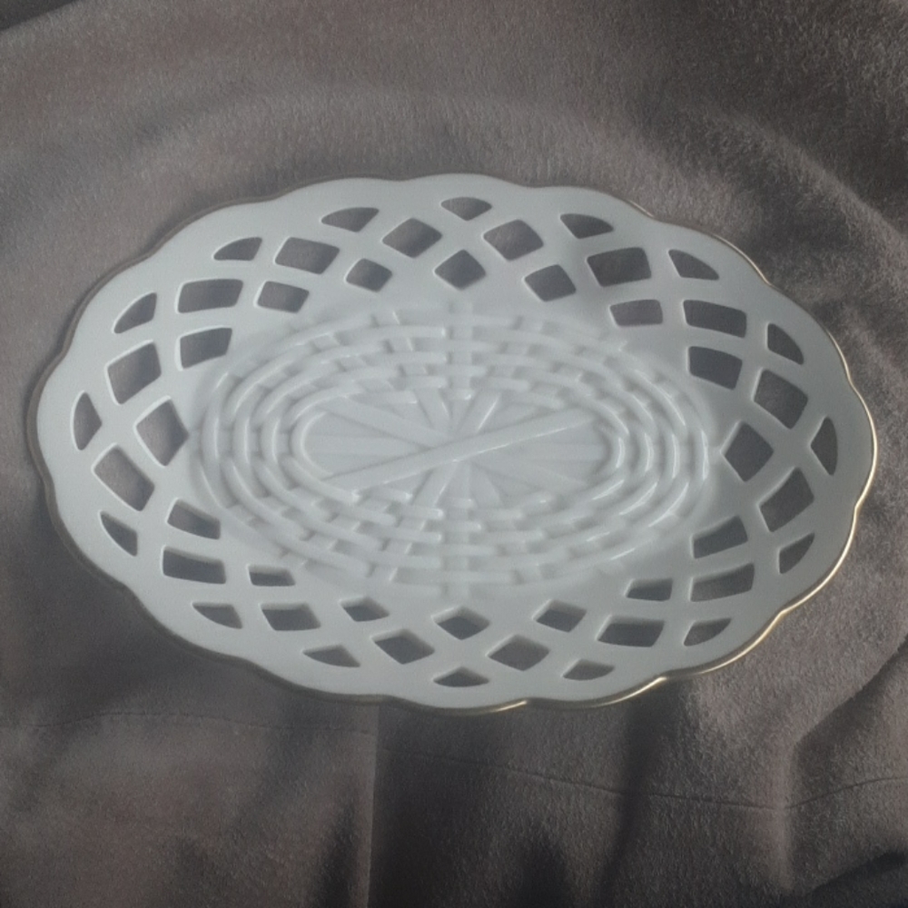 Lenox 24k gold trimmed wicker candy dish